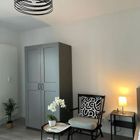 Elegante Und Moderne